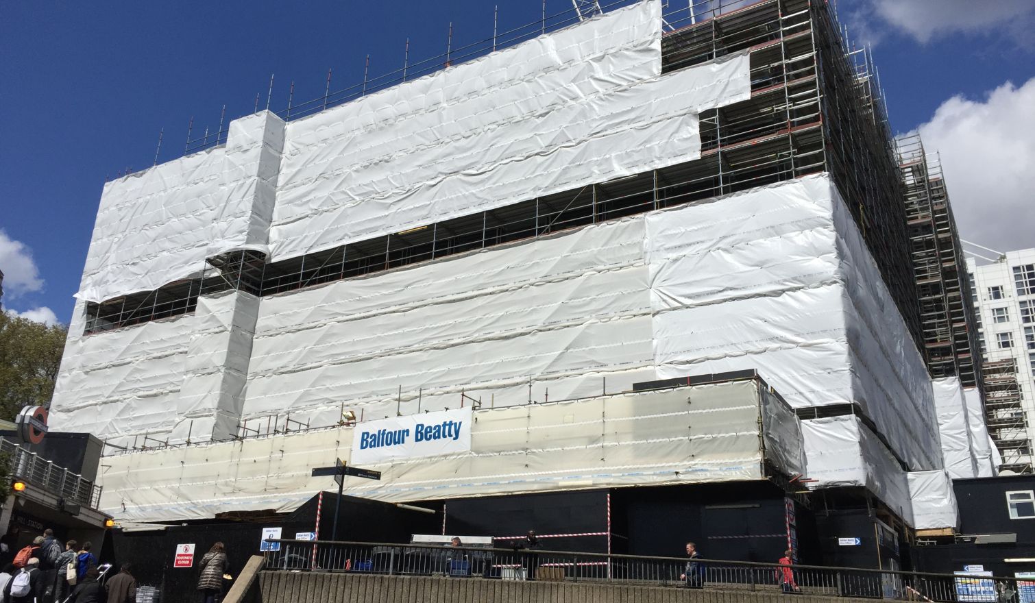 Tower Hill Station - Pavement and Cabin Support Gantries and Access Scaffold